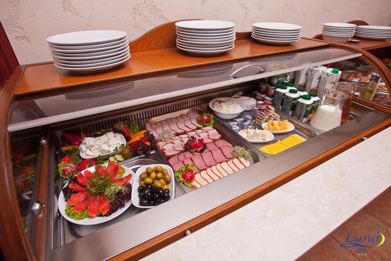 Luna Hotel Chisinau Luaran gambar