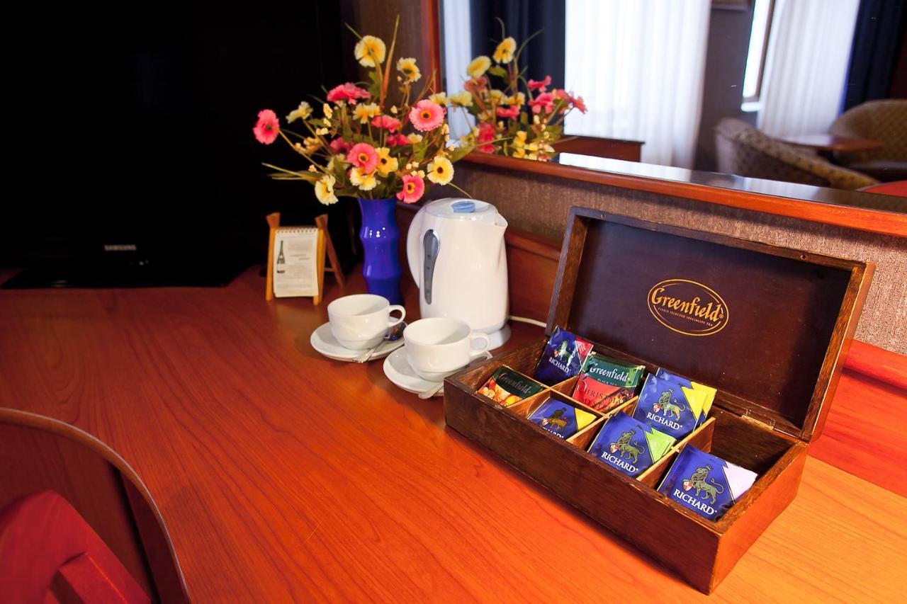 Luna Hotel Chisinau Luaran gambar
