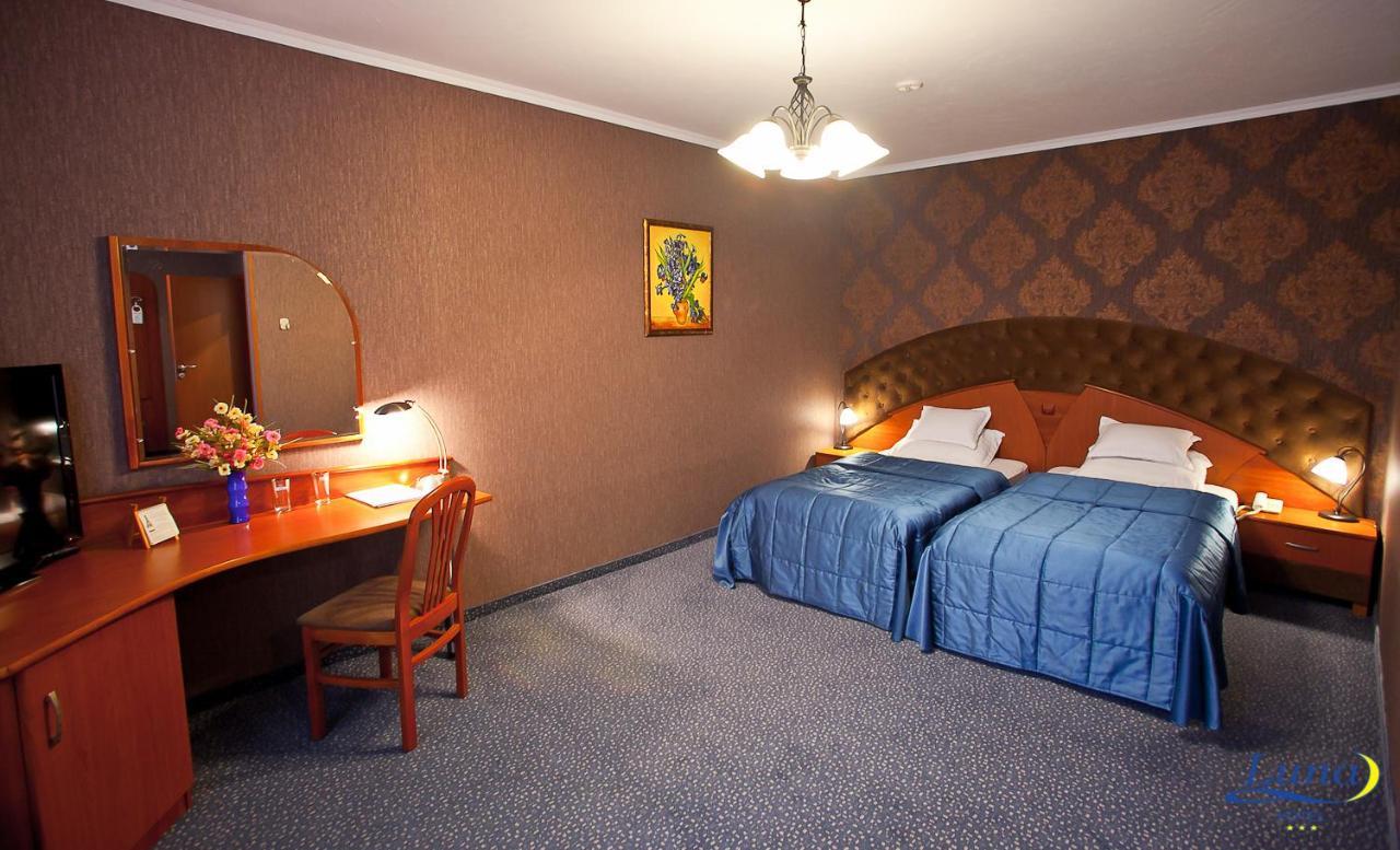 Luna Hotel Chisinau Luaran gambar