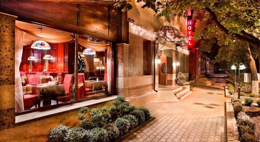 Luna Hotel Chisinau Luaran gambar