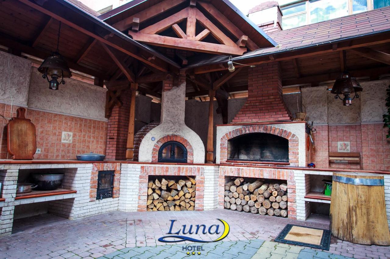Luna Hotel Chisinau Luaran gambar